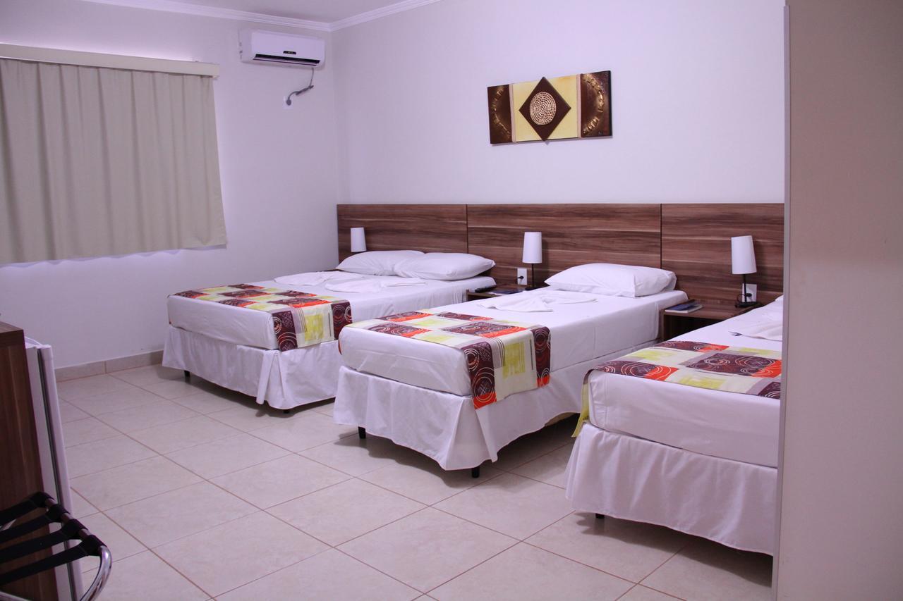 Beira Lago Palace Hotel Morrinhos Kültér fotó