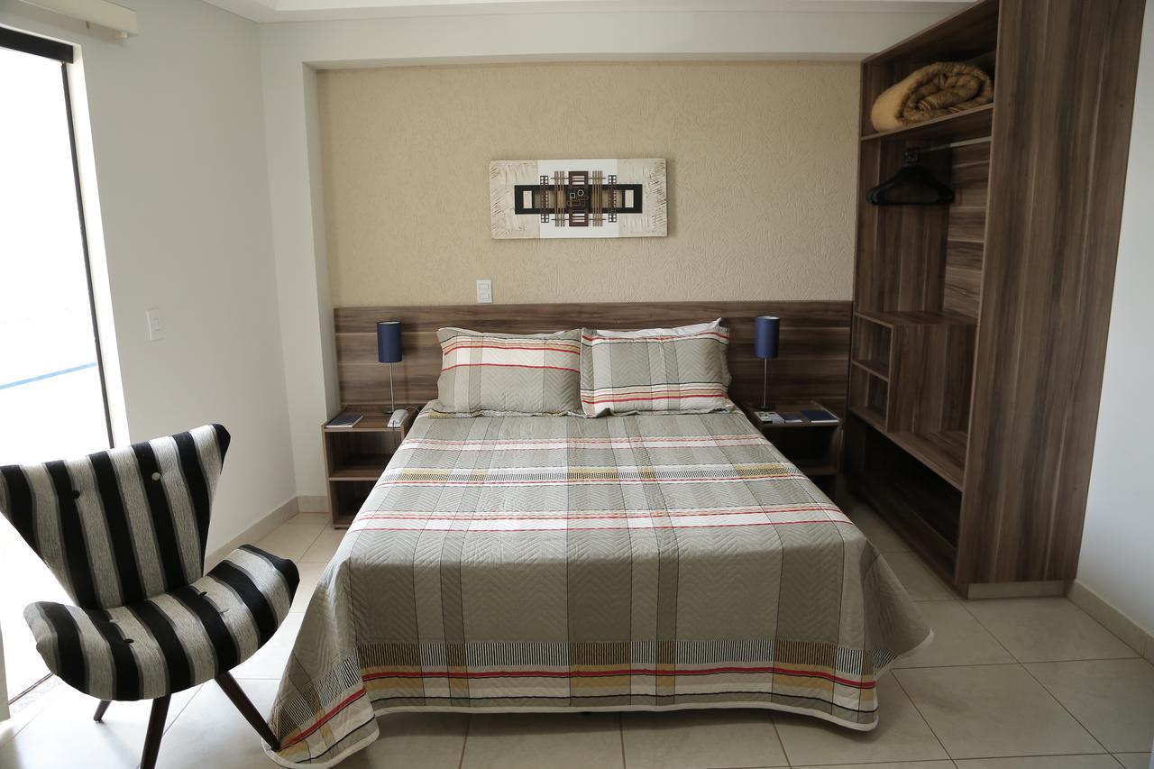 Beira Lago Palace Hotel Morrinhos Kültér fotó