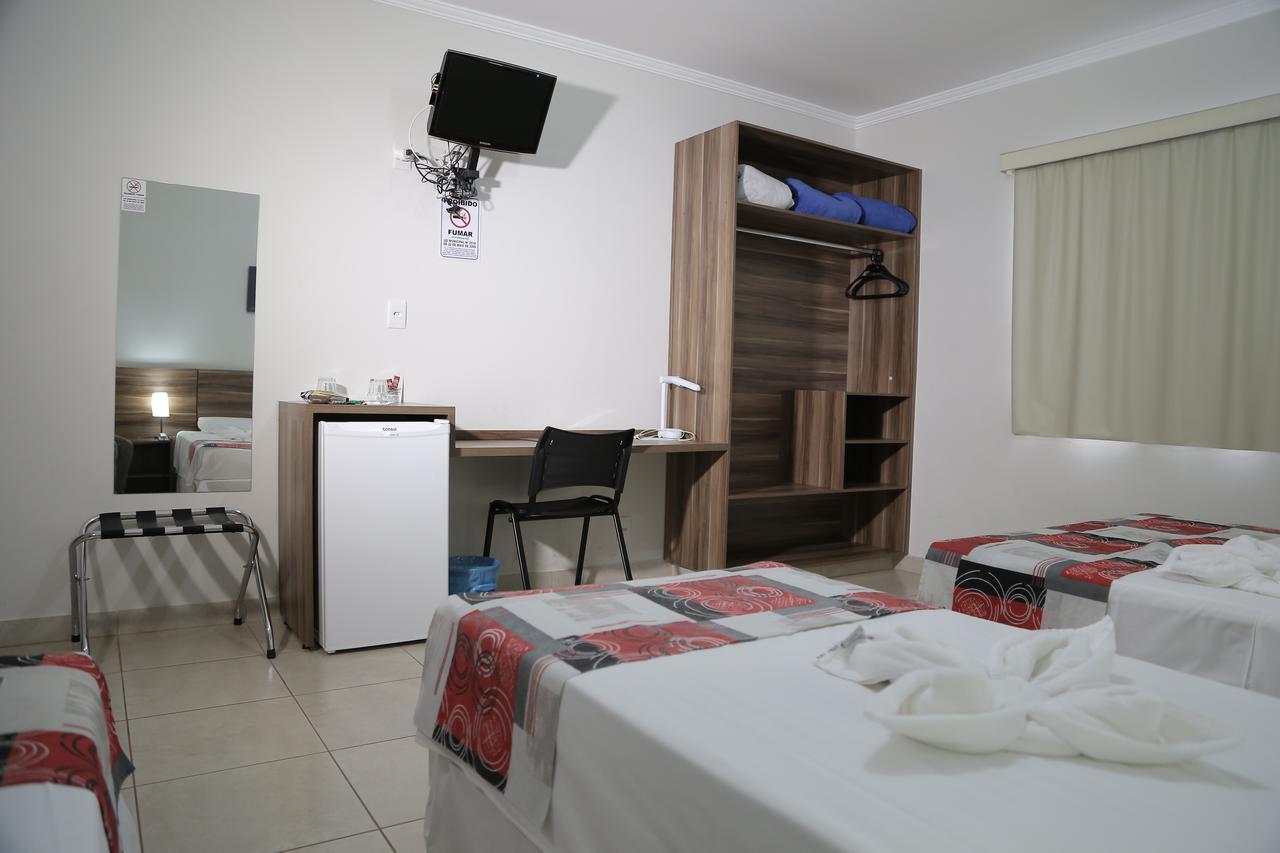 Beira Lago Palace Hotel Morrinhos Kültér fotó