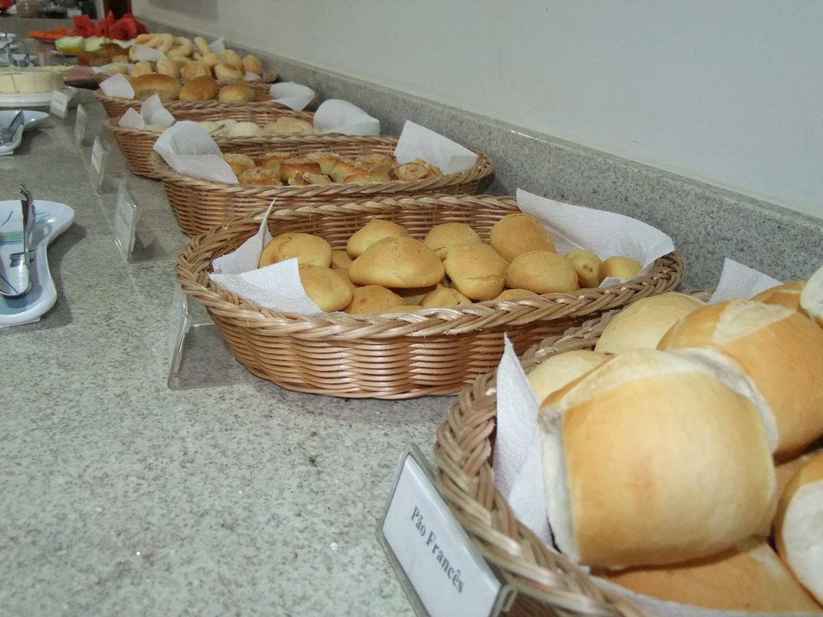 Beira Lago Palace Hotel Morrinhos Kültér fotó