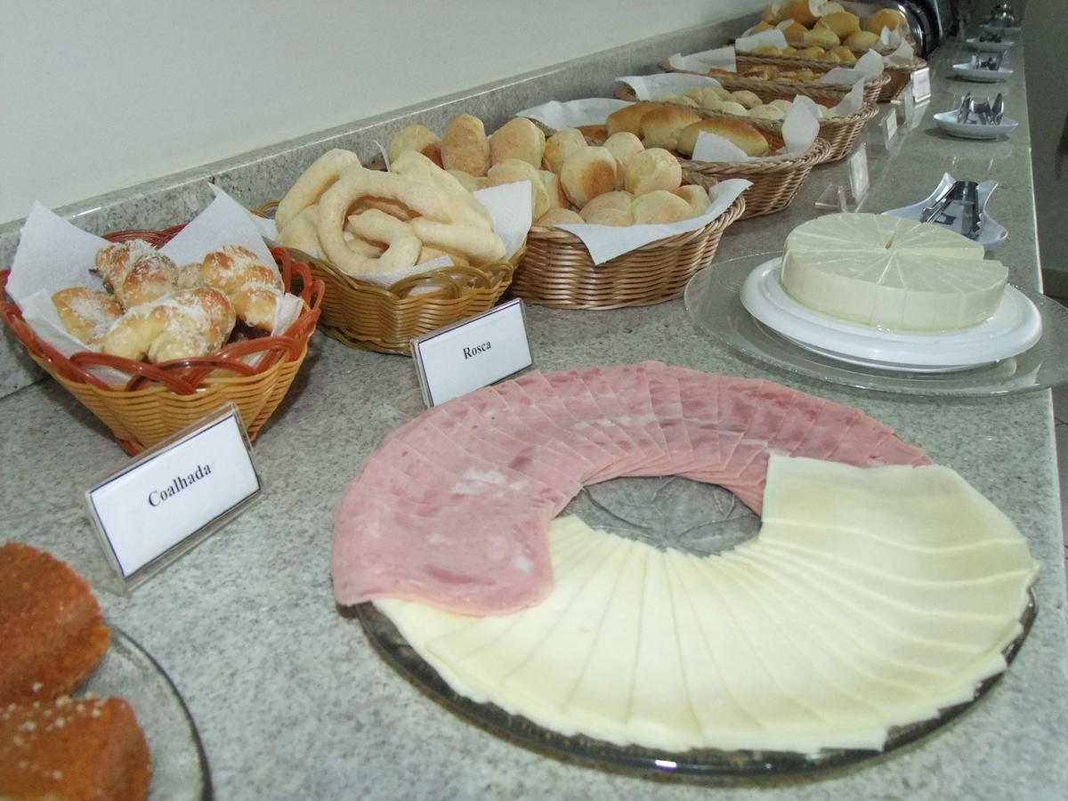 Beira Lago Palace Hotel Morrinhos Kültér fotó