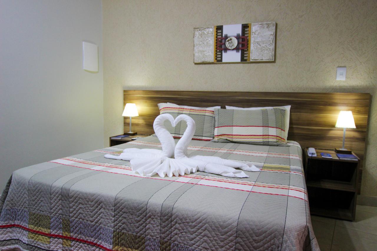 Beira Lago Palace Hotel Morrinhos Kültér fotó