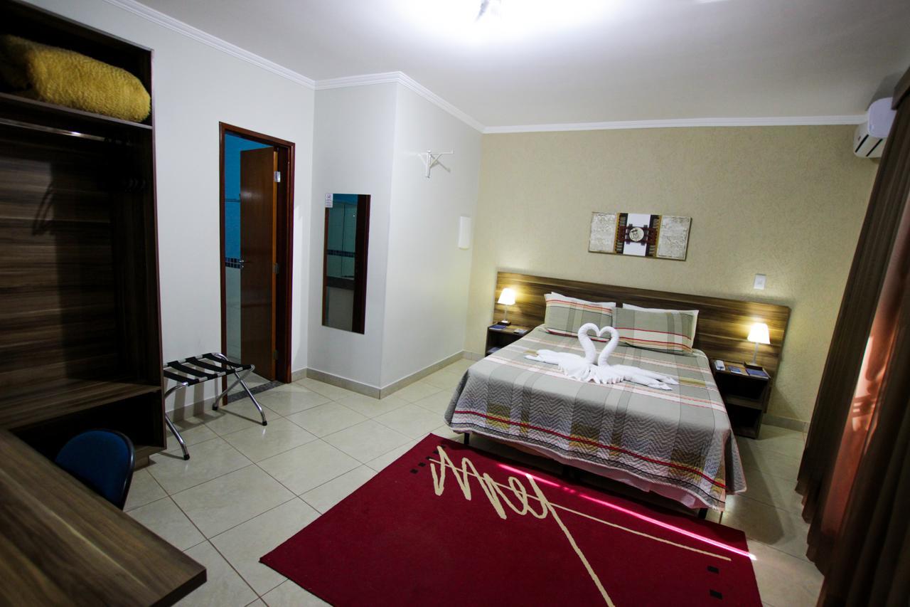 Beira Lago Palace Hotel Morrinhos Kültér fotó