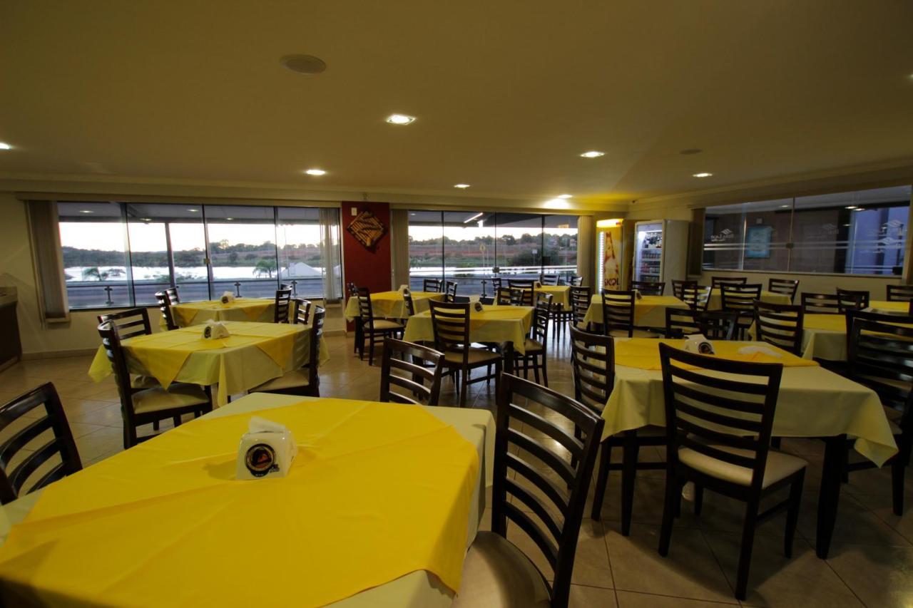 Beira Lago Palace Hotel Morrinhos Kültér fotó