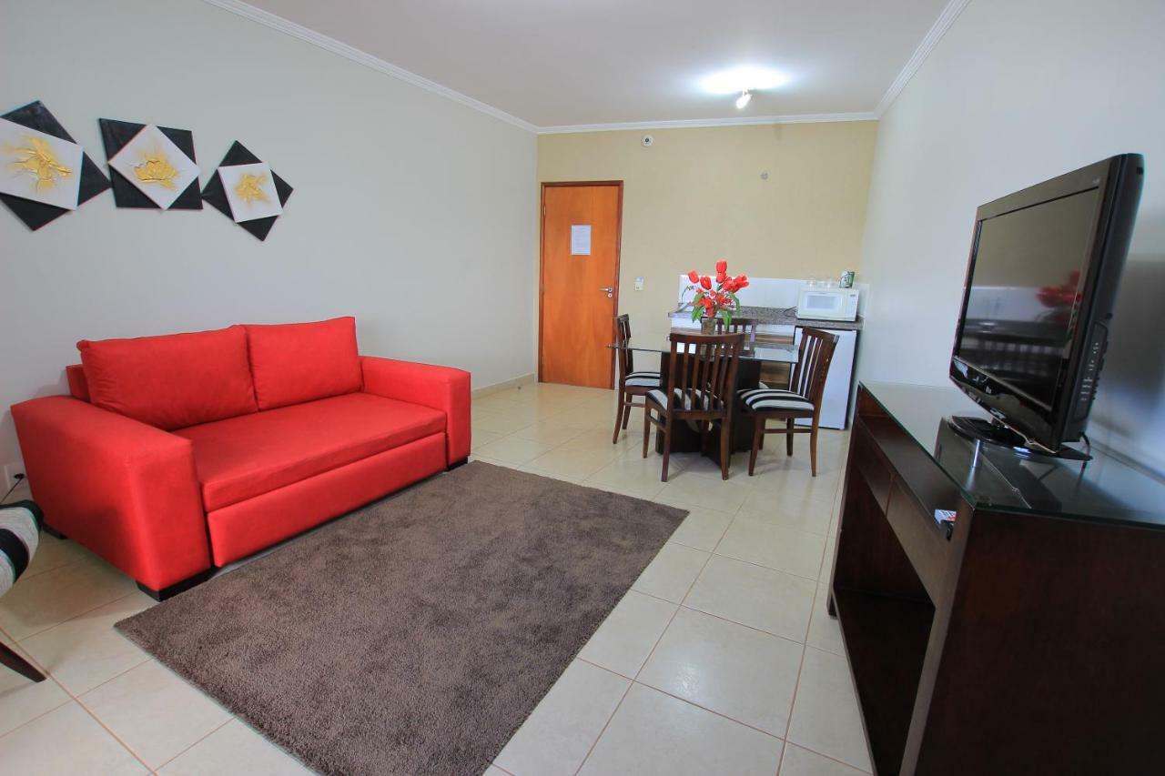 Beira Lago Palace Hotel Morrinhos Kültér fotó