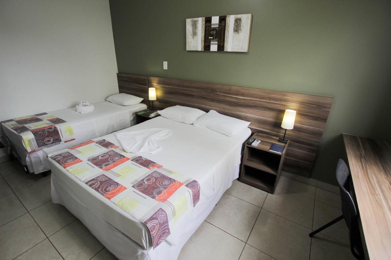 Beira Lago Palace Hotel Morrinhos Kültér fotó