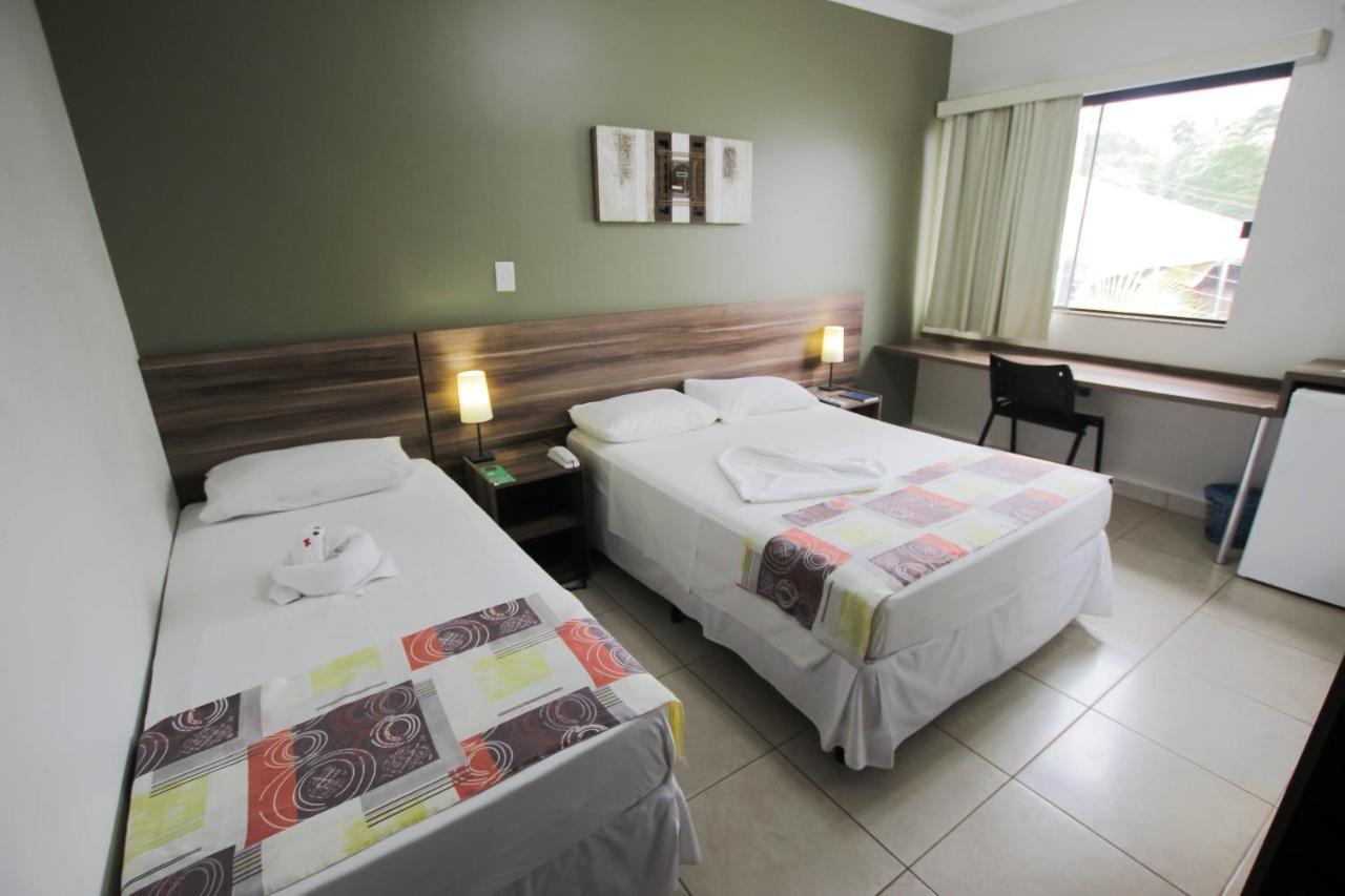 Beira Lago Palace Hotel Morrinhos Kültér fotó